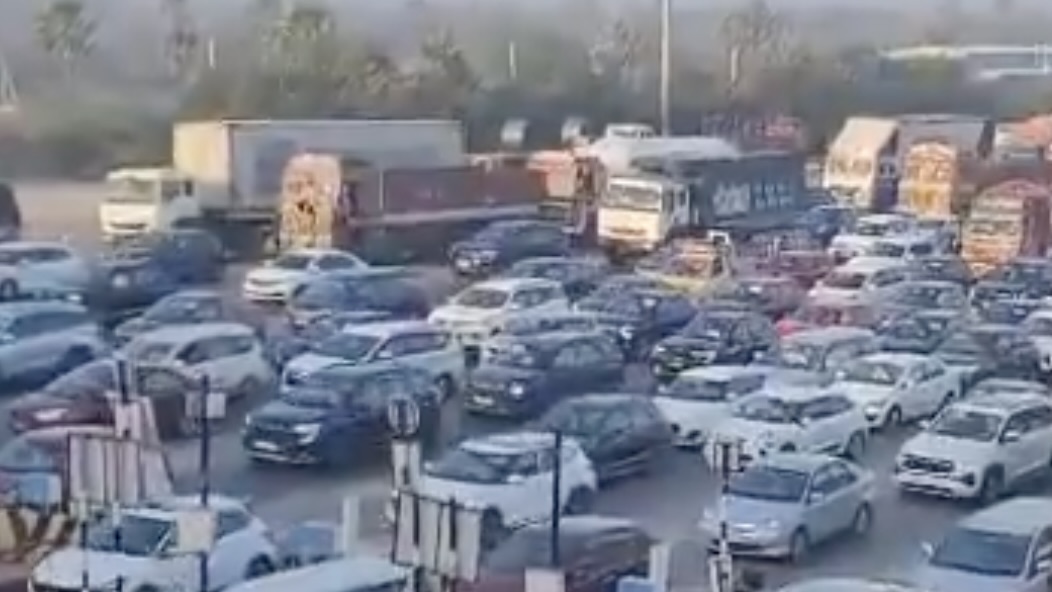 Sankranti exodus brings vehicle traffic to a crawl on Hyderabad–Vijayawada National Highway