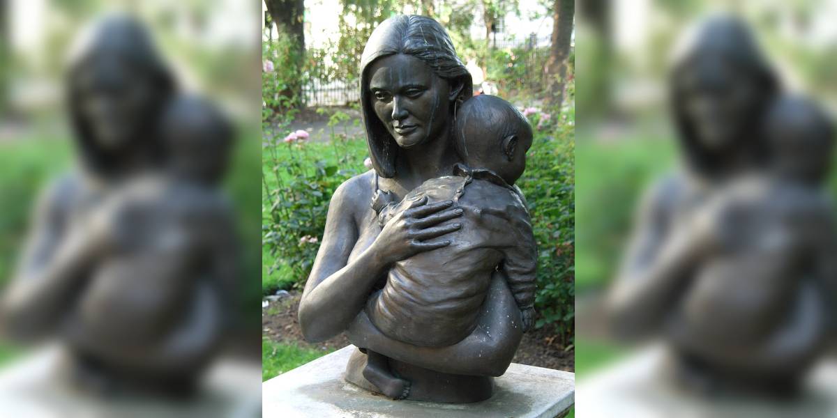 Even in high-risk cases, timely identification and sustained care helps women deliver healthy babies. Pictured, 'Mother and Child' by Patricia Finch.