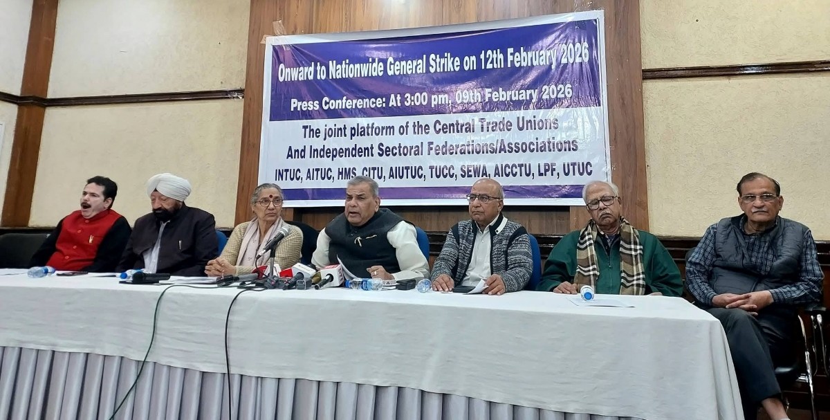 Central Trade Unions leaders address the press