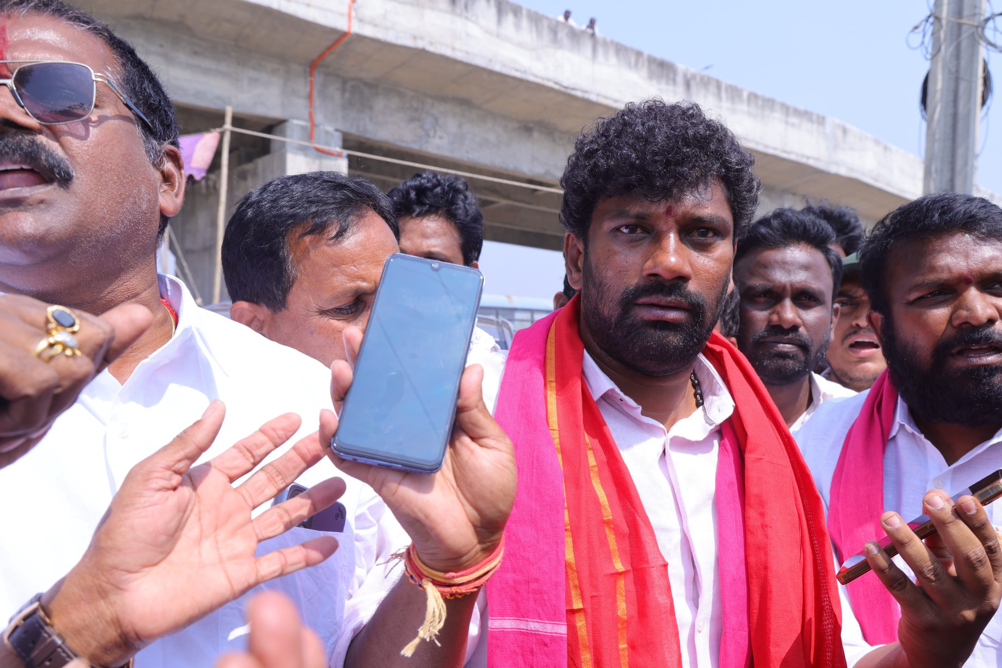 BRS Mancherial district president Balka Suman accused the police of favouring the Congress. (Balka Suman/X)