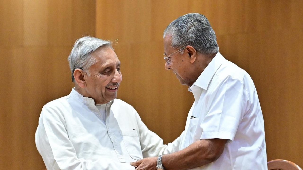 Chief Minister Vijayan responded positively to Aiyar's praise describing his words as ''charismatic'' and in tune with the present context.