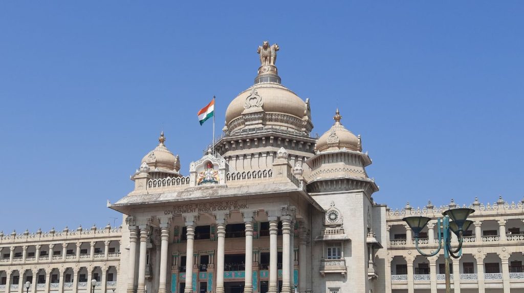 Silencing media is an all-party sport! How successive governments curbed media access at Karnataka’s Vidhana Soudha