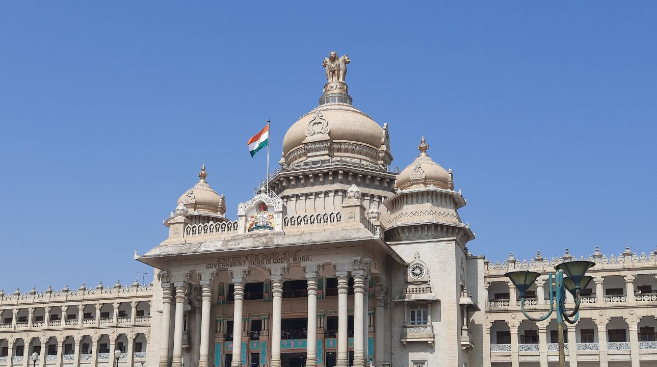 Silencing media is an all-party sport! How successive governments curbed media access at Karnataka’s Vidhana Soudha