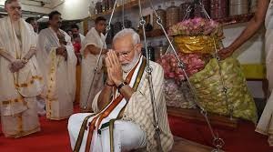 In 2019 Modi performed ‘Thulabharam’ at the Guruvayur Temple using 111 kg of lotus flowers.