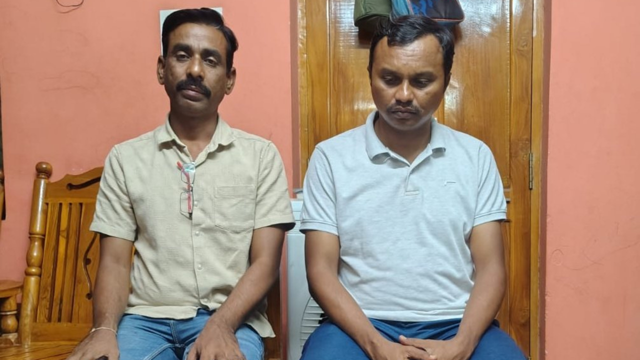 Tainted officers Gundeti Ramu and Jakkani Venu. Credit: x.com/TelanganaACB