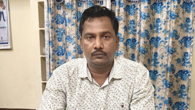 Motor Vehicle Inspector A Vara Prasad. Credit: x.com/TelanganaACB