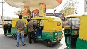 Ground report: LPG shortage leaves Bengaluru auto drivers in long queues, with fewer rides and lower incomes