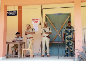 Multi-layer security around strong rooms