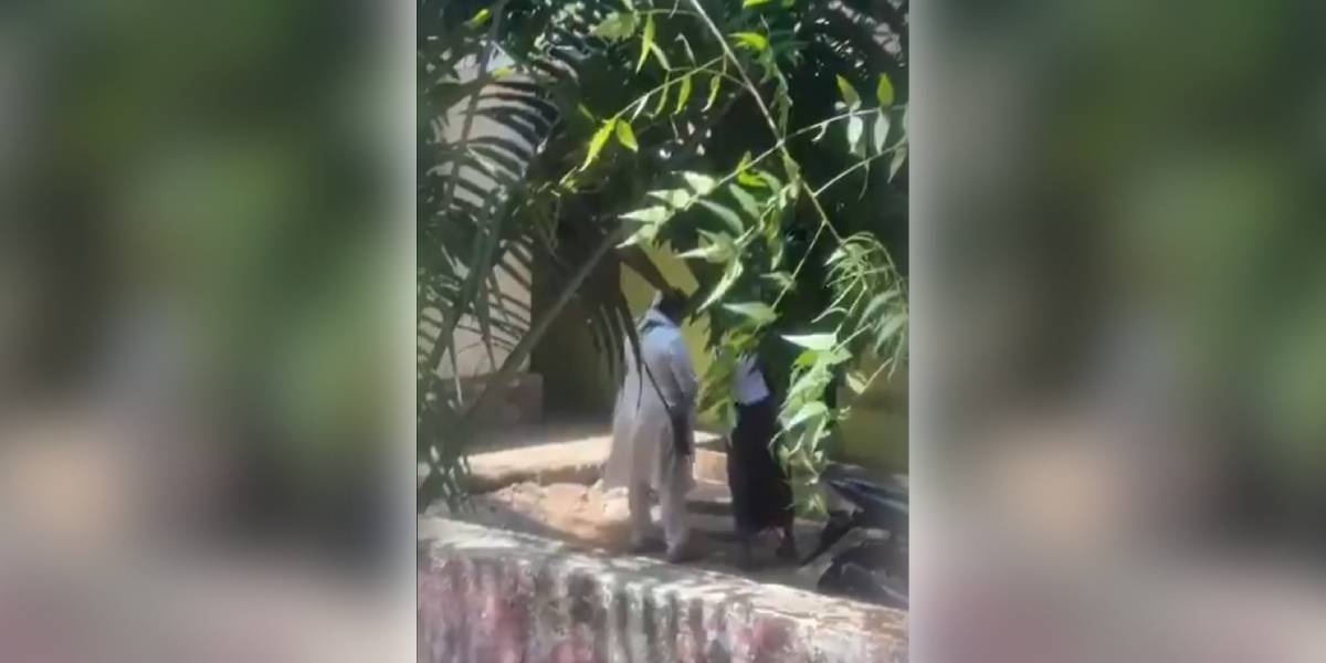 Congress accuses BJP workers of distributing cash in Palakkad