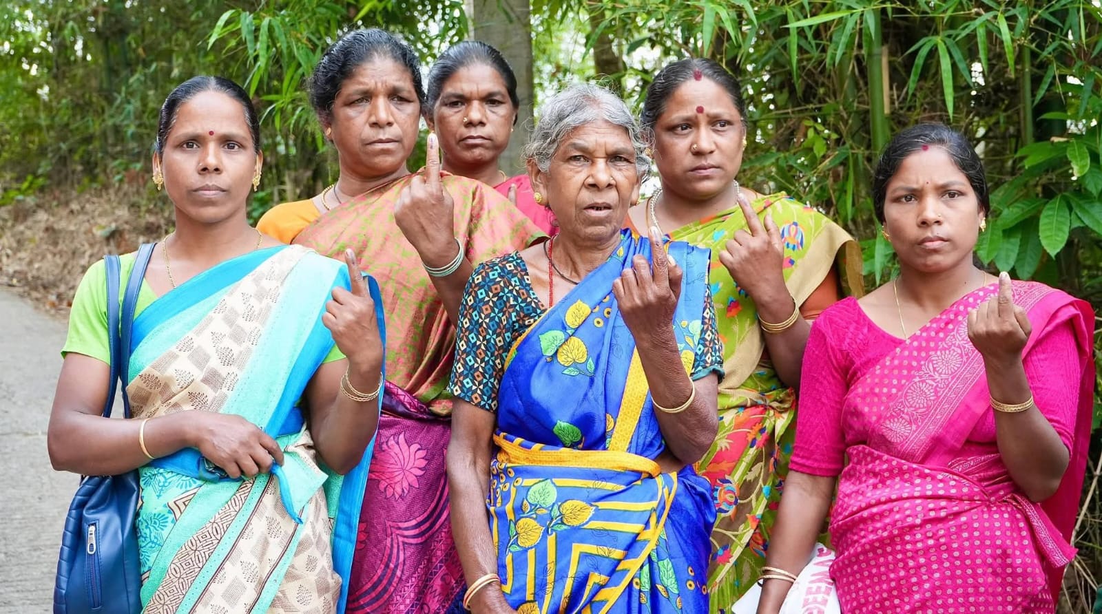 Voters from the tribal village of Idamalakkudy in Idukki.