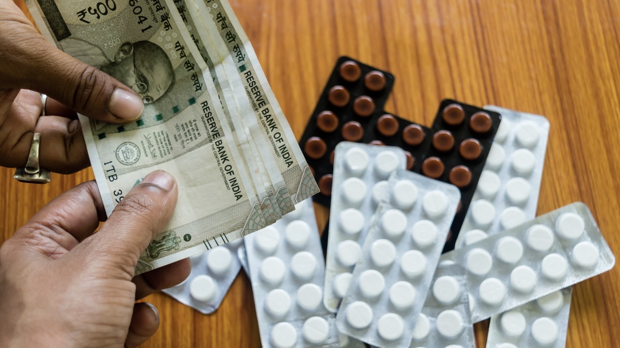 As public health spending fell in 2022-23, Indians paid 6.4% more from their own pockets
