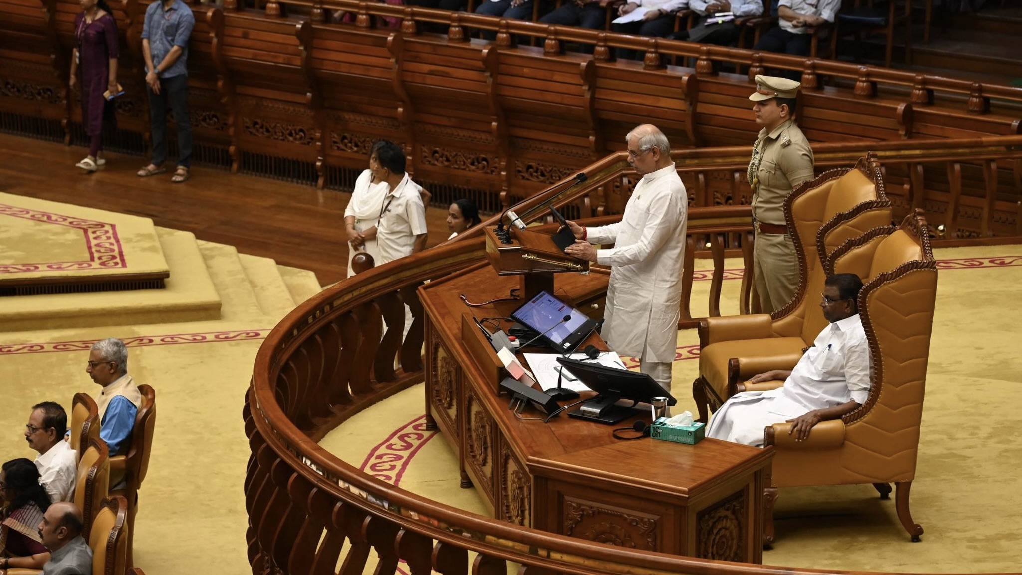 Governor Arlekar delivers policy address outlining UDF’s vision for a ‘Puthuyuga Keralam’