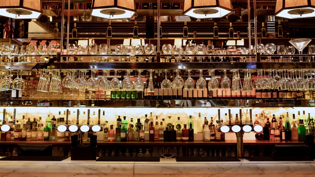 ‘No ID, no entry’: Karnataka mandates age checks at pubs and bars to curb underage drinking