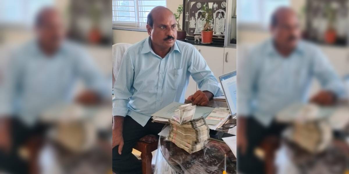 ACB arrests Nizamabad Excise Superintendent, finds assets worth around Rs 3 crore