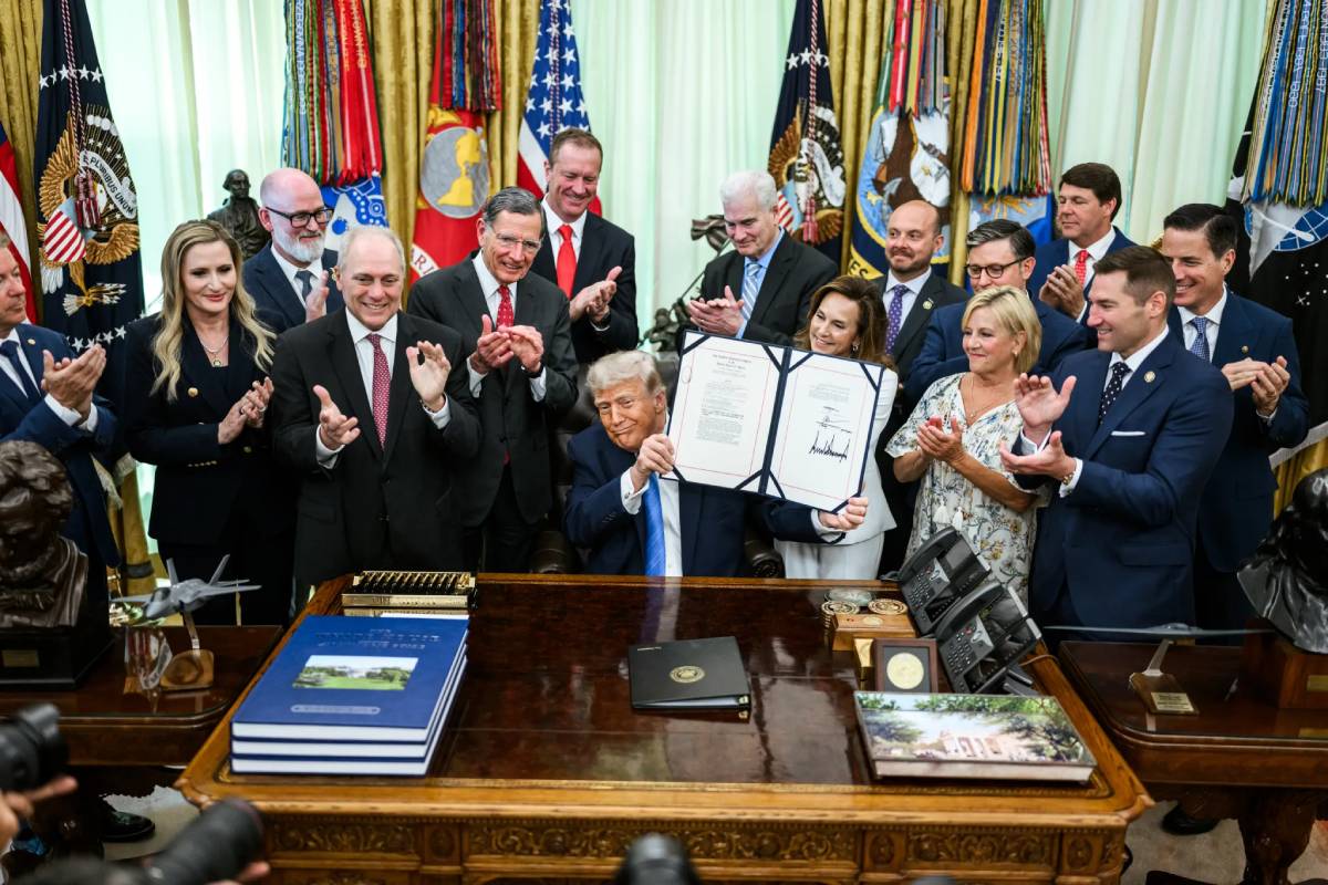 Donald Trump after signing the order on AI security.