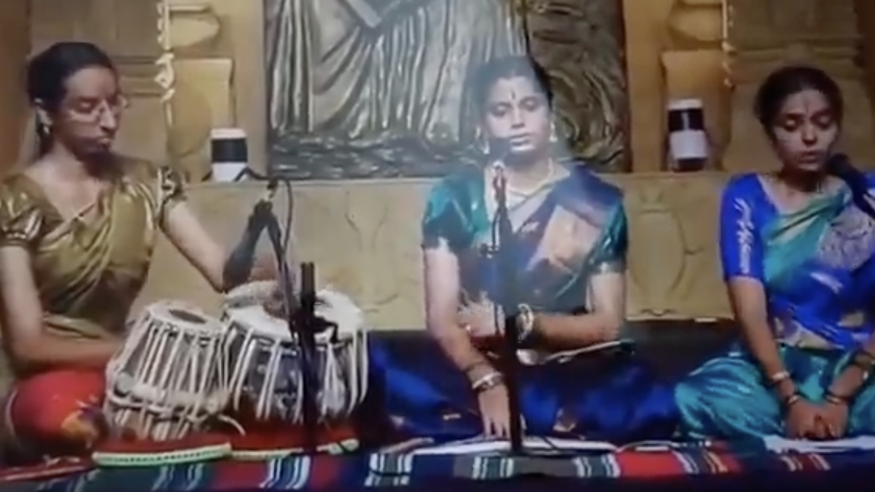 Harikatha artiste apologises after remarks about Adi Shankaracharya trigger row in Udupi