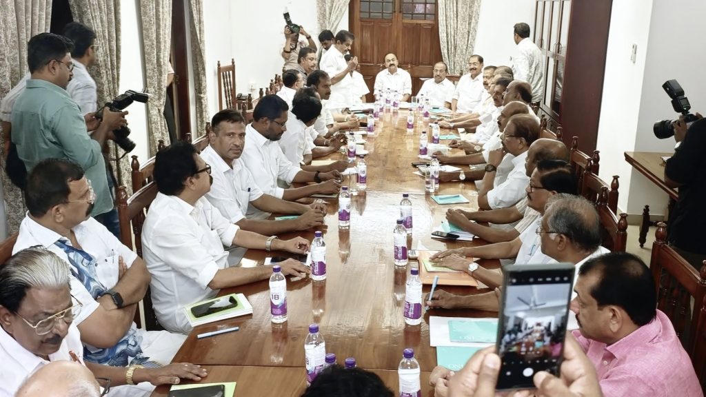 UDF coalition endorses Kerala govt's decision to continue with PM SHRI; LDF threatens protests