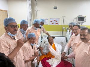 Wangchuk ends 26-day fast, CJP to continue stir, talks today at neutral venue