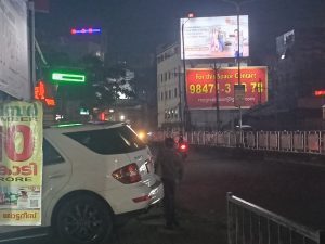 Reclaim Footpaths: Privileged and the underprivileged in Kochi