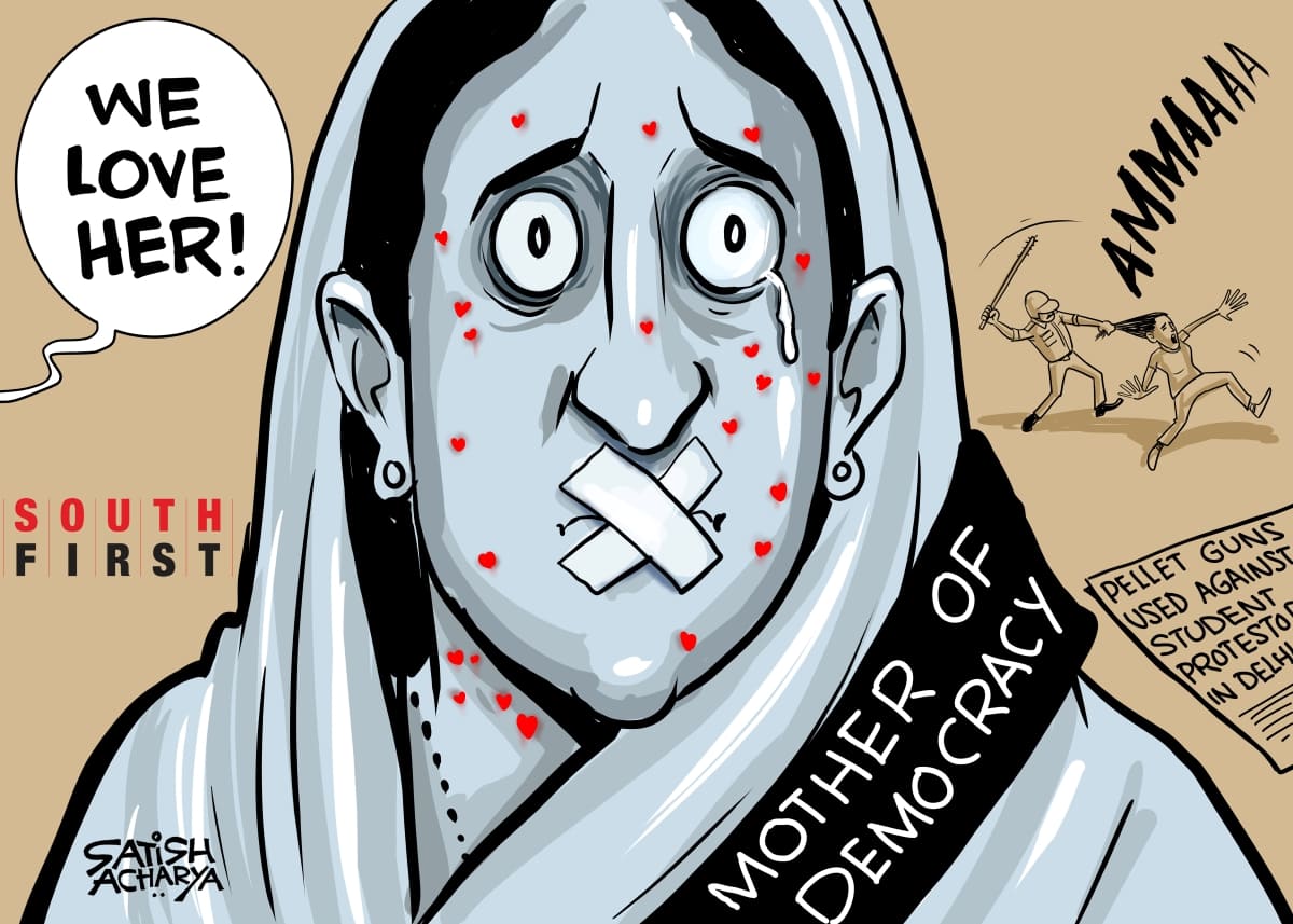 Protestors assaulted in New Delhi