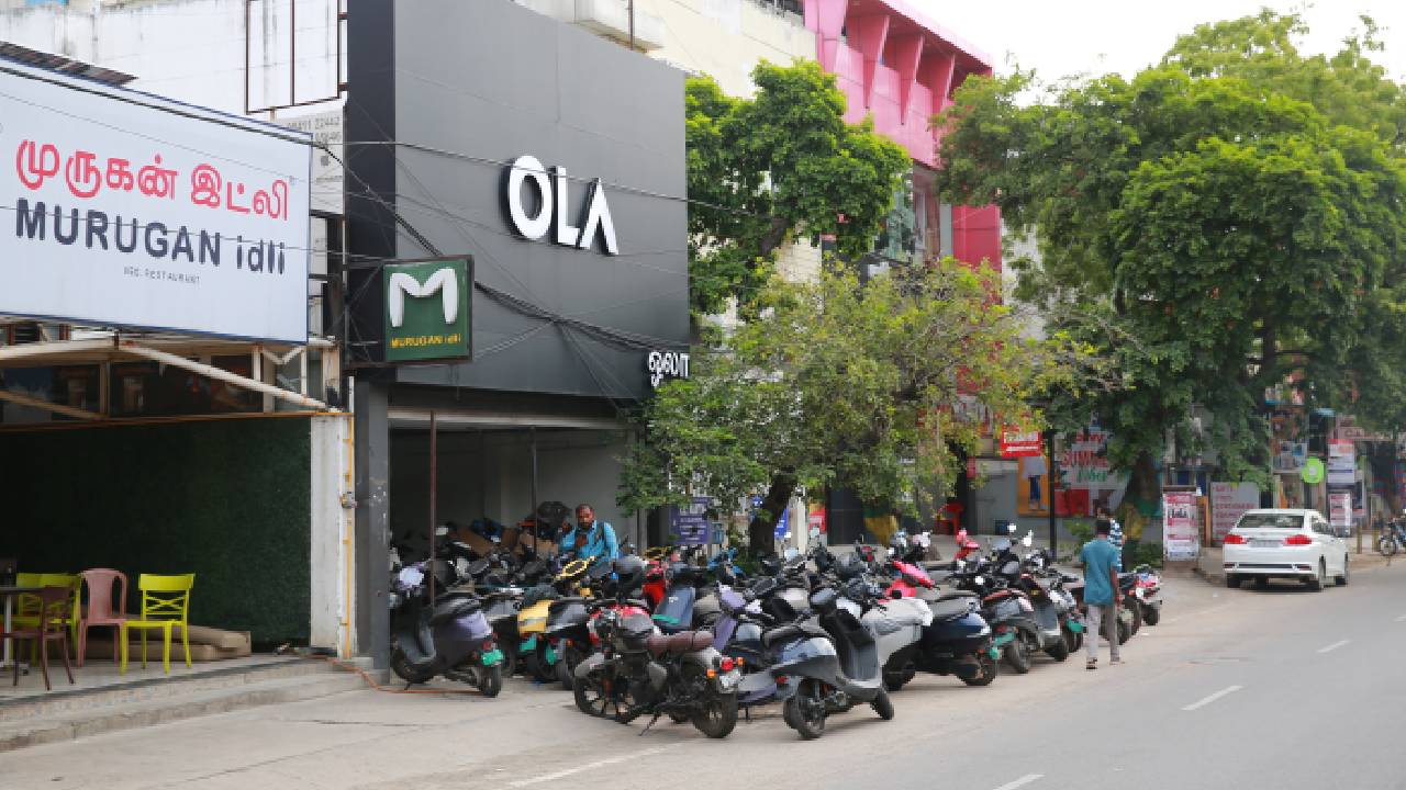 A two-wheeler showroom at Shanthi Colony, Anna Nagar in Chennai has converted the footpath into a parking lot.