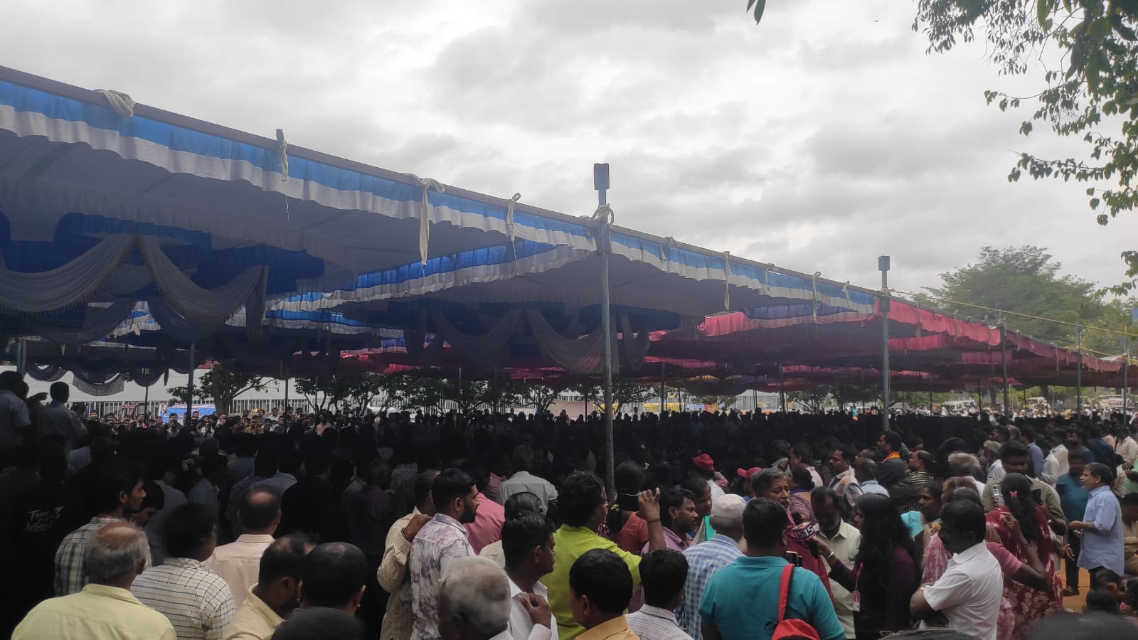 ‘Where do we go?’: Thousands of street vendors rally against ‘Safe Footpath’ campaign in Bengaluru