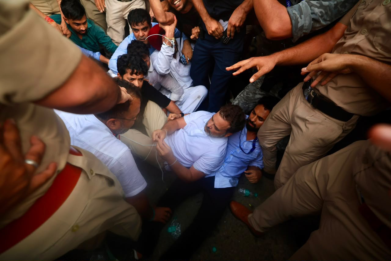 Delhi Police drags away LoP Rahul Gandhi, Opposition MPs protesting outside PM’s residence