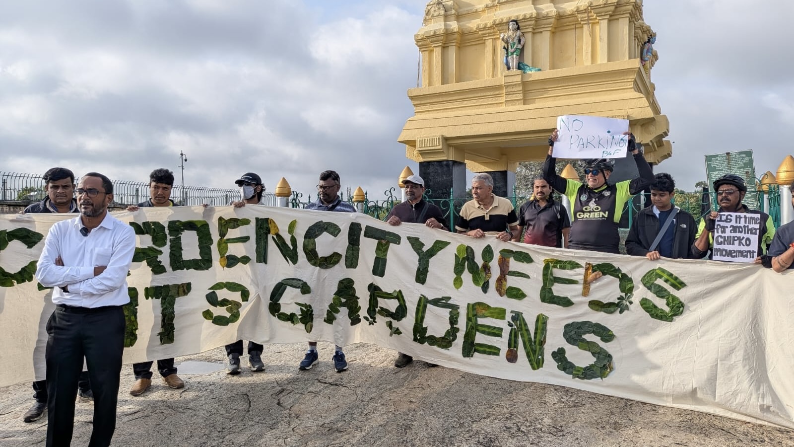 ‘Not 5%, not one inch’: Bengaluru citizens rally at Lalbagh against Shivakumar govt’s amendment to Parks Act