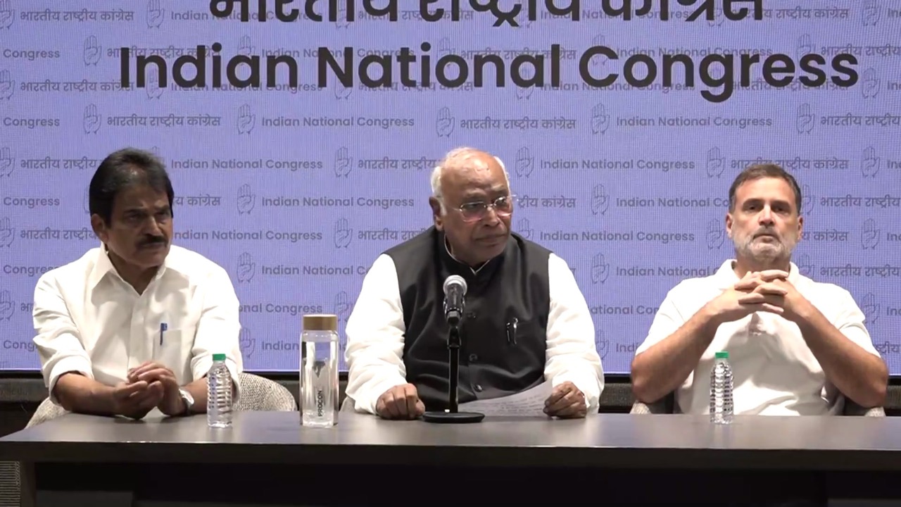 Congress presses for answers from Modi, Shah on Jantar Mantar violence, Ayodhya temple theft
