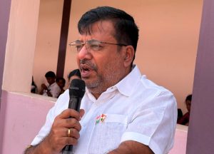 Row erupts after Gujiliamparai Tahsildar seeks details of CPI, CPI(M) members