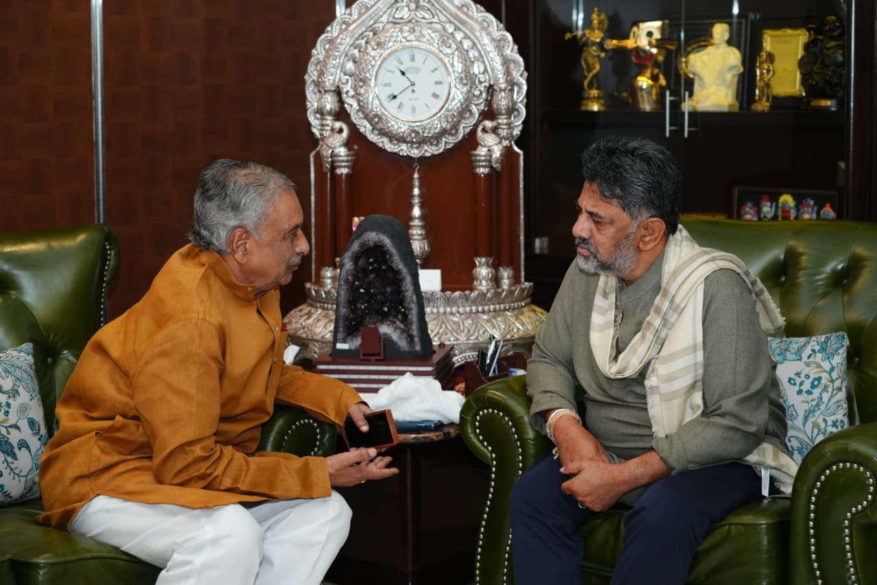 Basavaraj Horatti resigned after a meeting with Chief Minister DK Shivakumar.