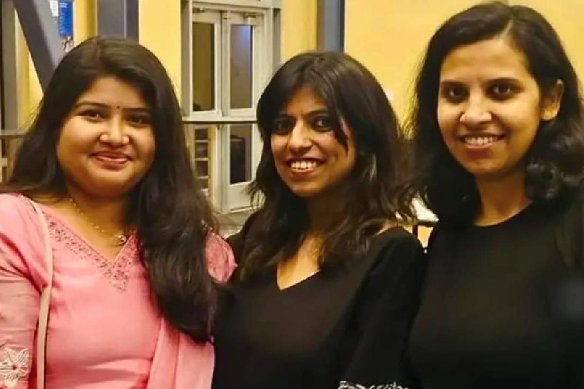 Anila, Anjana Hari and Ann Mary Mathew.