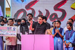 KTR challenges Rahul Gandhi to hear Telangana’s ‘Chhatron Ki Goonj’