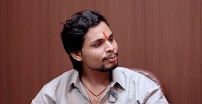 Swantantra Bhardwaj claimed in a podcast that he had "cracked open the skull" of Cockroach Janata Party protester Nishu Azad's father. (Screengrab)
