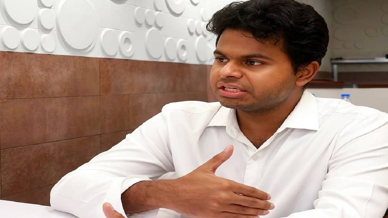 Vijay Reddy Mallangi