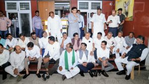 SIR: K’taka CM Shivakumar leads sit-in at CEO’s office over alleged Form 7 ‘fraud’, demands thorough probe