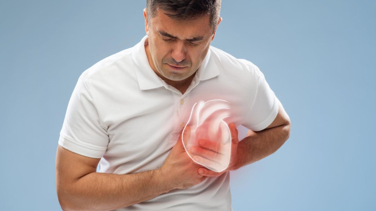 Heart Attack: మీకు గుండె పోటు వచ్చే నెల రోజుల ముందు నుంచే ఈ 8 సంకేతాలు ఉంటాయి.. అవేంటంటే? Heart Attack: మీకు గుండె పోటు వచ్చే నెల రోజుల ముందు నుంచే ఈ 8 సంకేతాలు ఉంటాయి.. అవేంటంటే?