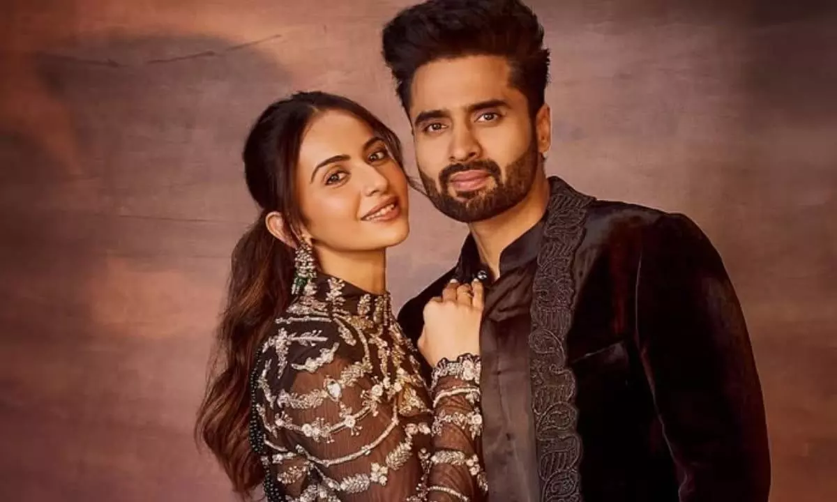 Jackky Bhagnani: దివాలా తీసిన రకుల్ ప్రీత్ సింగ్ భర్త.. క్లారిటీ ఇచ్చిన జాకీ భగ్నానీ..! Jackky Bhagnani: దివాలా తీసిన రకుల్ ప్రీత్ సింగ్ భర్త.. క్లారిటీ ఇచ్చిన జాకీ భగ్నానీ..!