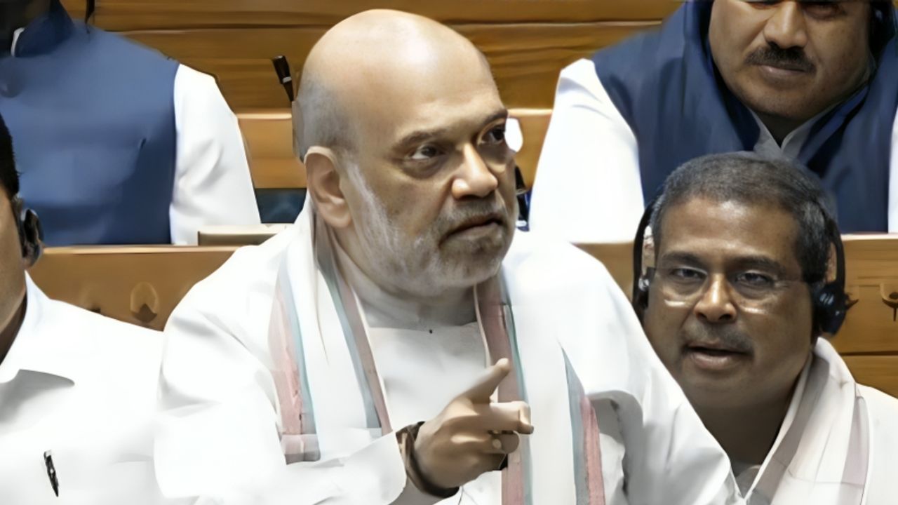 Amit Shah: ఆపరేషన్ సింధూర్ పై లోక్ సభలో రెండో రోజు చర్చ.. అమిత్ షా కీలక వ్యాఖ్యలు
