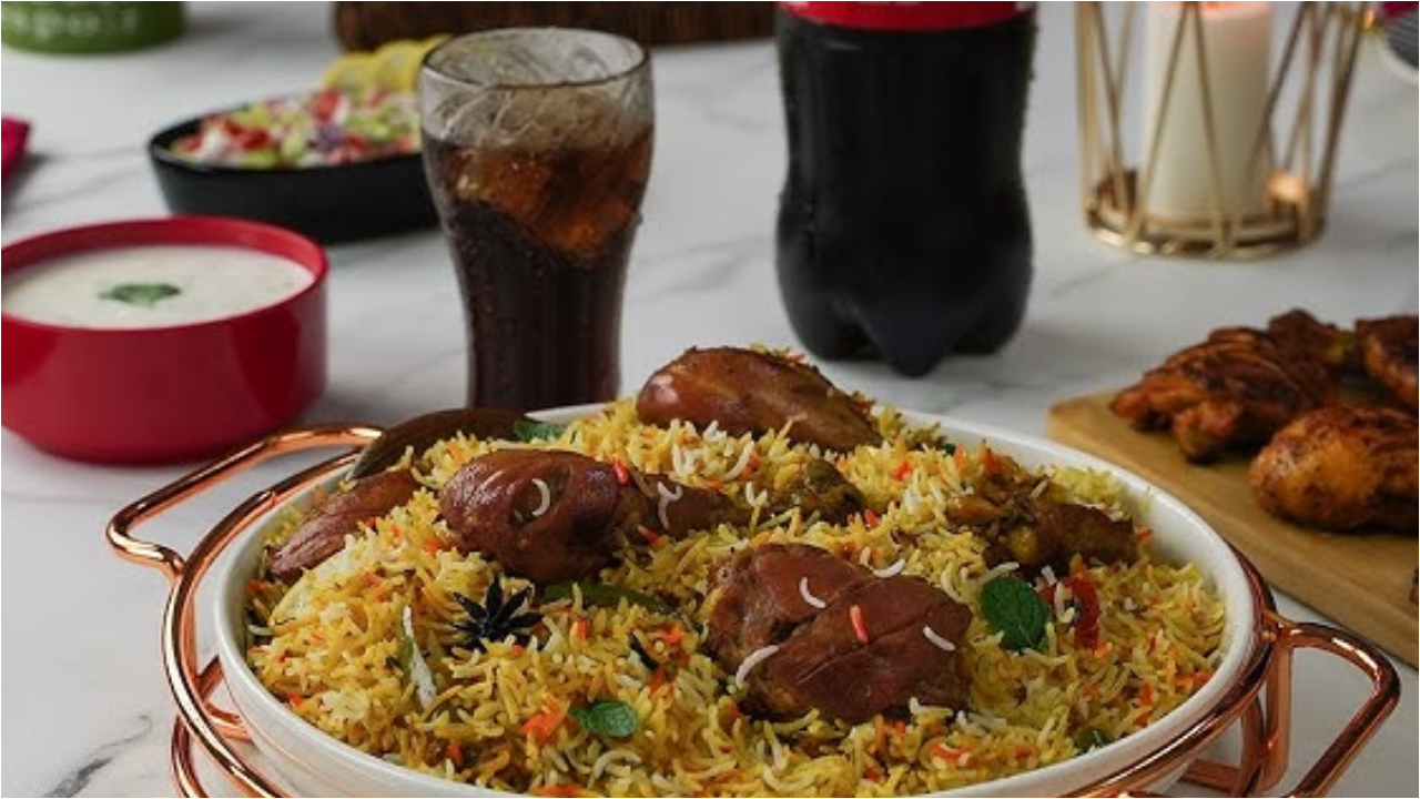 Biryani With Drink: బిర్యానీ విత్ డ్రింక్ తాగుతున్నారా.. అయితే ఈ ఆర్టికల్ మీకోసమే! Biryani With Drink: బిర్యానీ విత్ డ్రింక్ తాగుతున్నారా.. అయితే ఈ ఆర్టికల్ మీకోసమే!