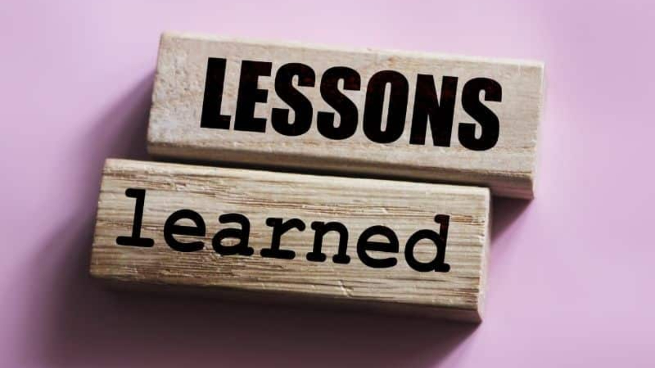 Life Lessons: లైఫ్ ఎండ్ అయిపోయిందని ఫీల్ అవుతున్నారా.. ఈ స్టోరీ వినండి మీకోసమే! Life Lessons: లైఫ్ ఎండ్ అయిపోయిందని ఫీల్ అవుతున్నారా.. ఈ స్టోరీ వినండి మీకోసమే!
