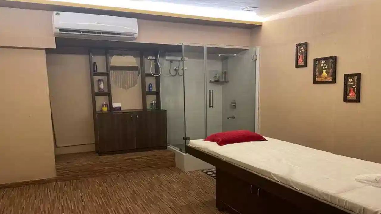 Furniture Care Tips: వర్షాకాలంలో ఫర్నీచర్ పాడవకుండా ఇలా చేయండి