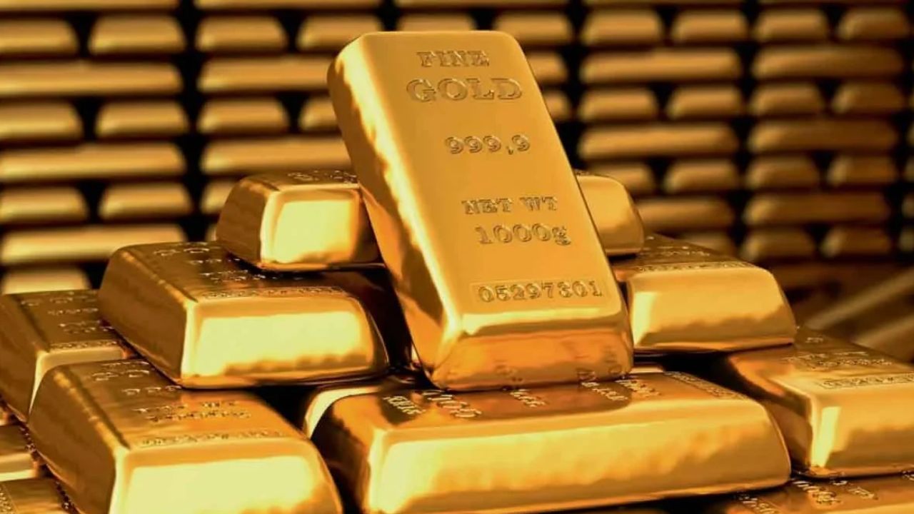 Gold Rate Today: బంగారం కొనాలనుకునేవారికి షాకింగ్ న్యూస్..