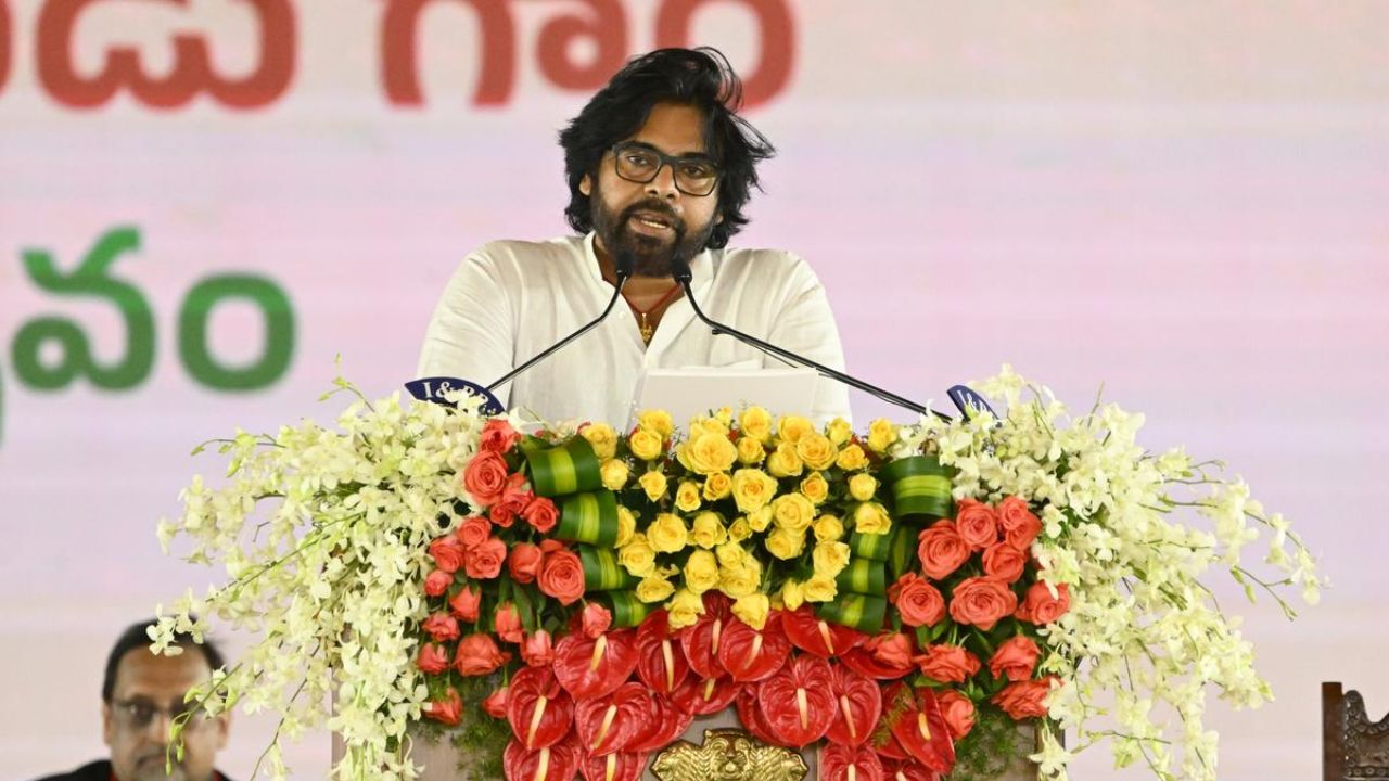 Pawan Kalyan AP CM: ఏపీ సీఎంగా పవన్ కళ్యాణ్?! Pawan Kalyan AP CM: ఏపీ సీఎంగా పవన్ కళ్యాణ్?!