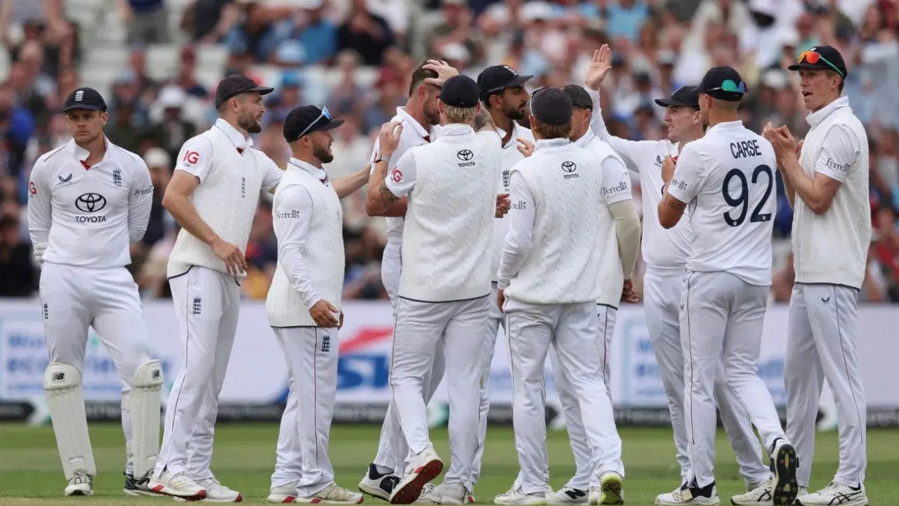 Jofra Archer : 1596 రోజుల తర్వాత టీంలోకి తిరిగొచ్చిన స్టార్ ప్లేయర్.. భారత్కు పొంచి ఉన్న ముప్పు Jofra Archer : 1596 రోజుల తర్వాత టీంలోకి తిరిగొచ్చిన స్టార్ ప్లేయర్.. భారత్కు పొంచి ఉన్న ముప్పు