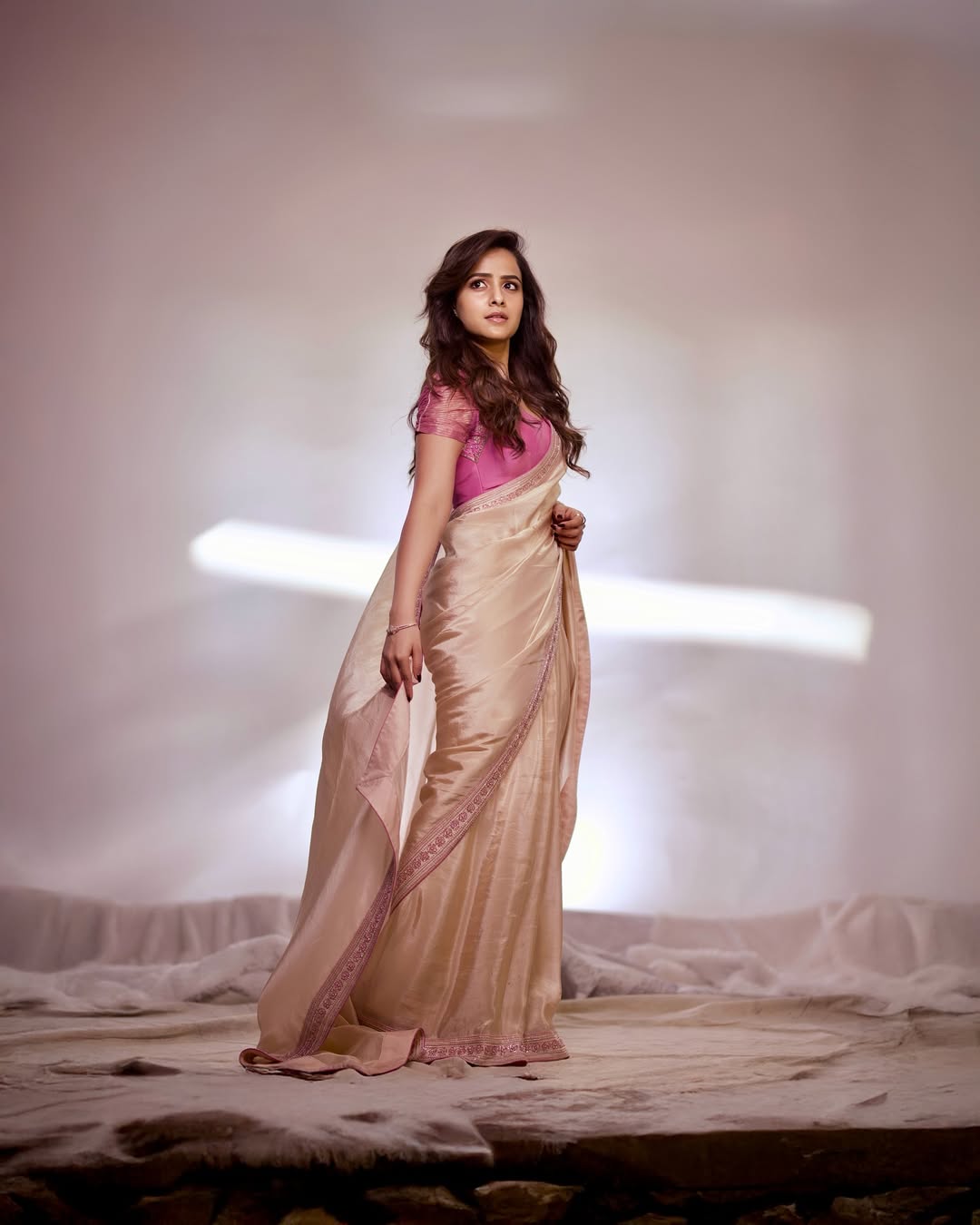 Vaishnavi Chaitanya బేబీ హీరోయిన్ చీరకట్టులో మెరిసింది