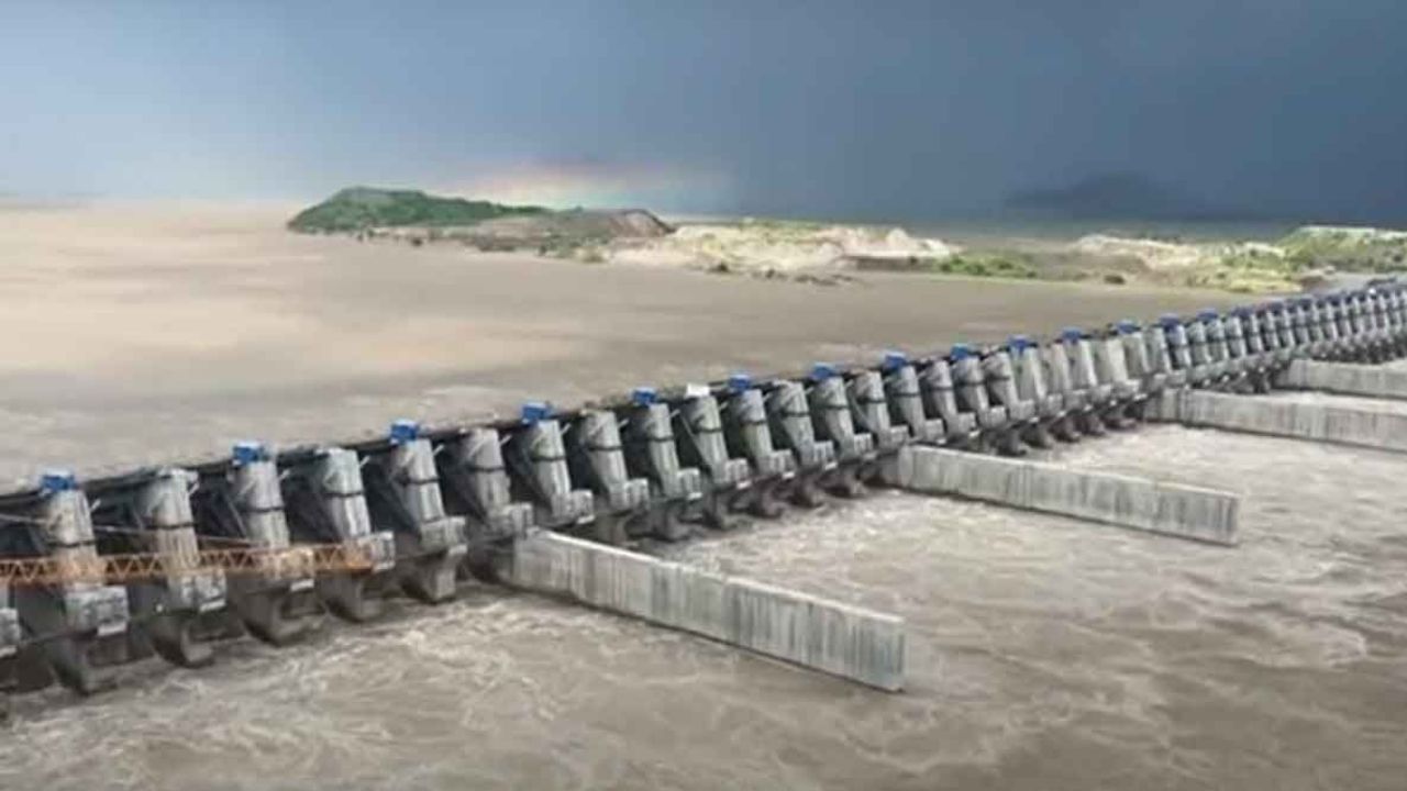 Polavaram Project Upper Coffer Dam: దెబ్బతిన్న పోలవరం ప్రాజెక్టు ఎగువ కాఫర్ డ్యాం సీపేజ్