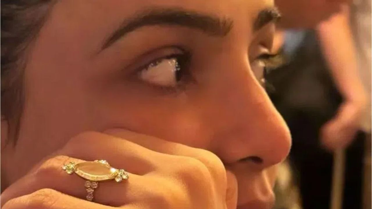 Samantha Finger Ring: సమంత వేలికి కనిపించిన స్పెషల్ రింగ్.. సోషల్ మీడియాలో వైరల్