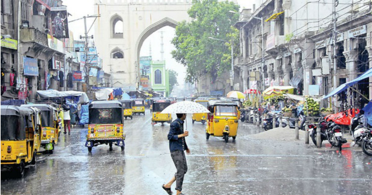 గులాబ్ తుఫాన్ దృష్ట్యా అప్రమత్తమైన హైదరాబాద్ గులాబ్ తుఫాన్ దృష్ట్యా అప్రమత్తమైన హైదరాబాద్