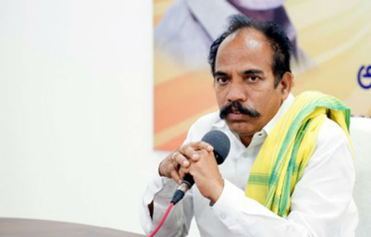 జగన్ మూర్ఖత్వానికి … విద్యార్థులు బలి జగన్ మూర్ఖత్వానికి … విద్యార్థులు బలి